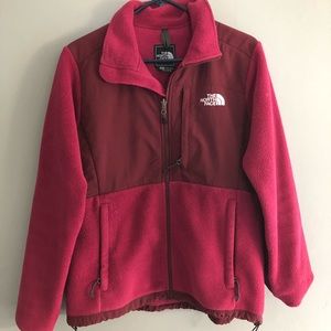 The North Face Women’s Denali Fleece Jacket